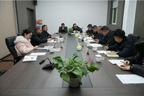 川交公司黨委委員、監(jiān)事會(huì)主席左孔海與阿壩建投舉行地材供應(yīng)推進(jìn)座談會(huì)