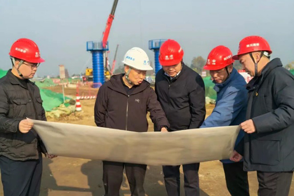 川交公司黨委副書記、董事、總經(jīng)理魯正偉赴多項(xiàng)目開展專項(xiàng)檢查督導(dǎo)